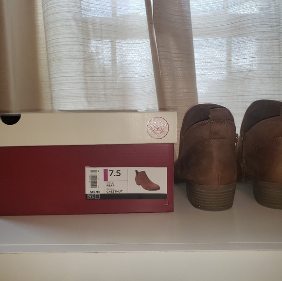 Brown Booties - Picture 11 of 11